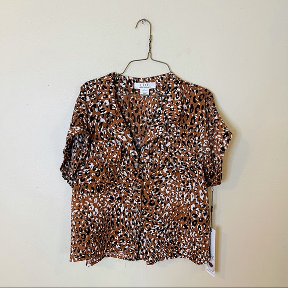 Tops - NWT Animal Print Button Up Shirt